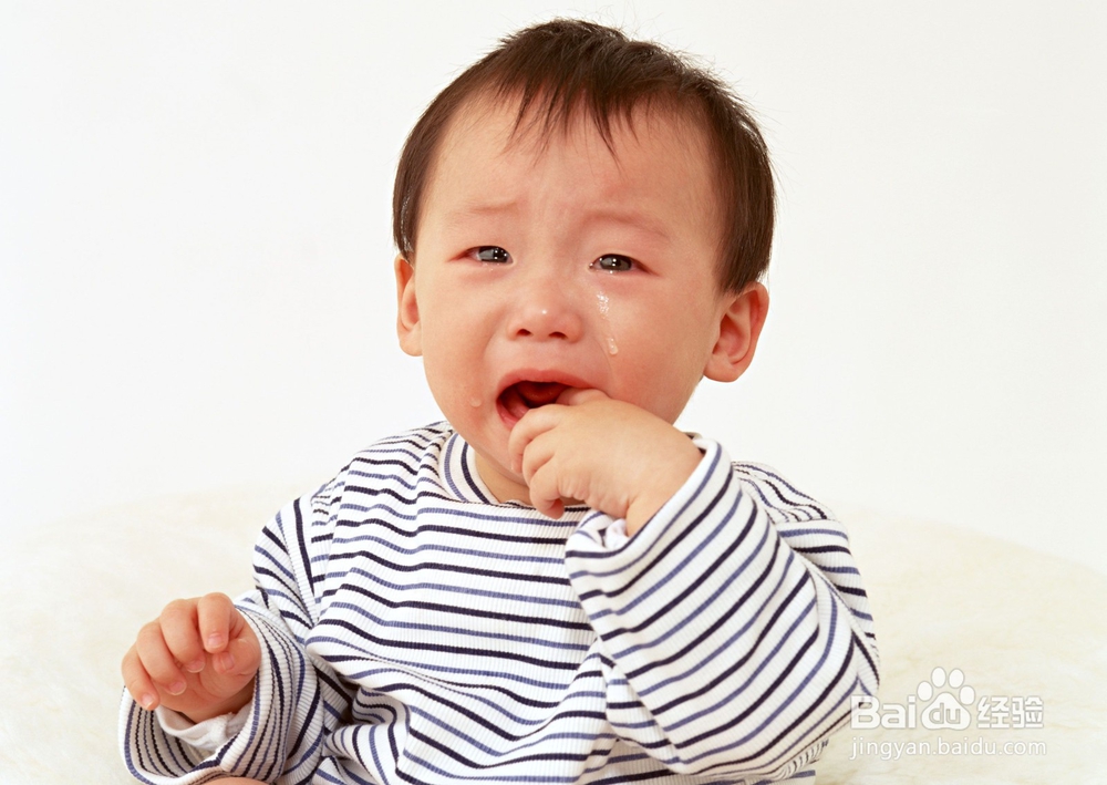 9个月时的正常婴儿常常会有什么表现