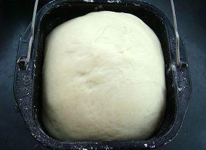 蜂蜜珍珠糖面包