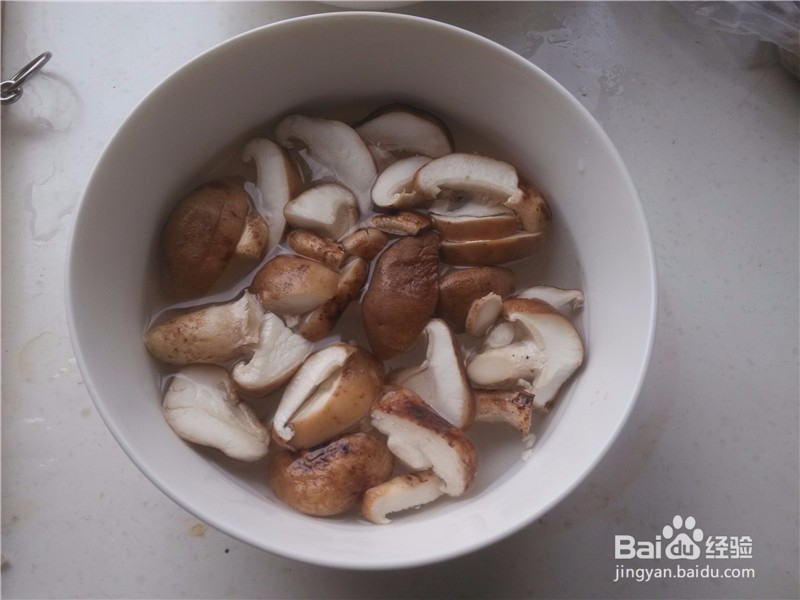 美味的香菇炒带鱼怎么做?