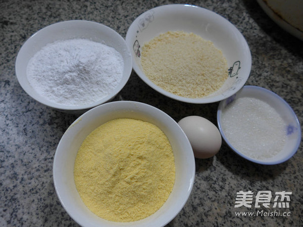 鸡蛋椰蓉馅玉米粉煎饼