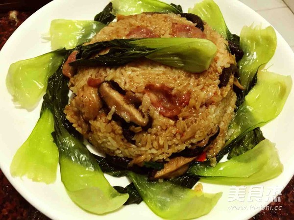 香菇腊味麻鸡焖饭