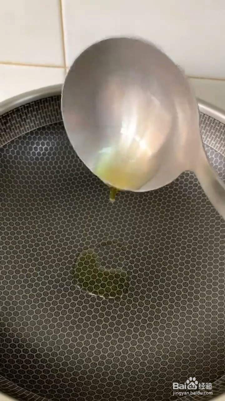 如何做拔丝鸡蛋