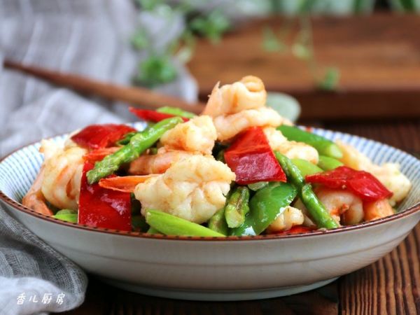 芦笋青椒凤尾虾