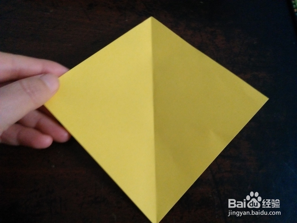 怎么用纸折长颈鹿