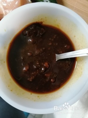 如何做酱爆鸡丁