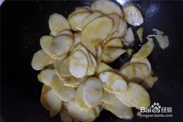 怎么做山药炒芹菜？