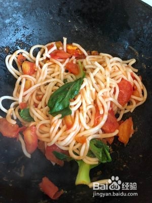 养生食补鸡蛋西红柿炒面的做法