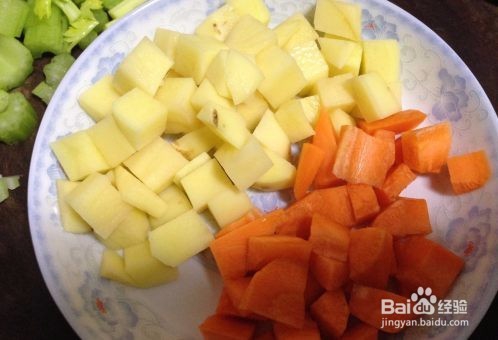 鸡丁炒土豆是怎么做的?家常教程