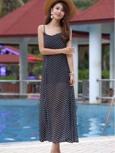 小小吊带衫,让你的性感大升级