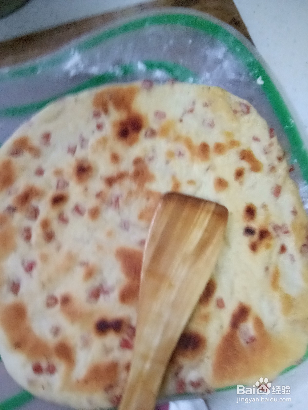 火腿肠发面饼