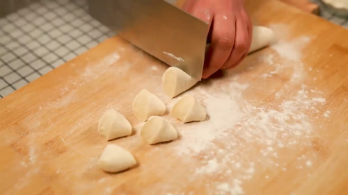怎么制作虾仁饺子