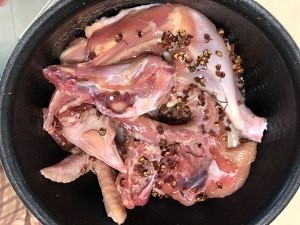 怎样做美味的盐焗鸡