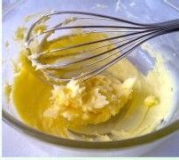清新宜人的绿茶格子饼干