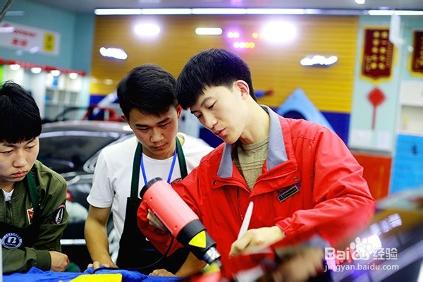 郑州北方汽车学校学生动手机会多吗?