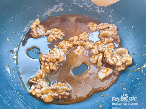 琥珀核桃仁的制作方法