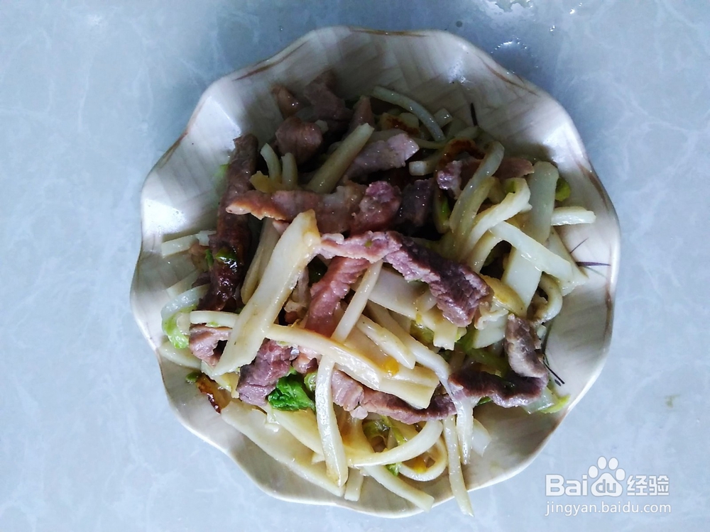 娃娃菜肉丝炒粉利的做法