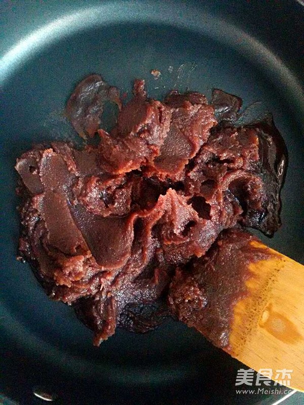 蛋黄酥的家常做法