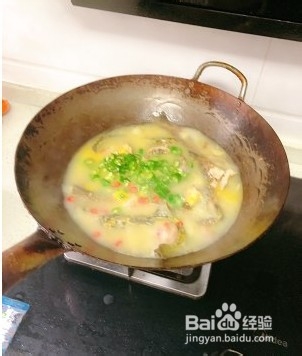 如何做黄焖黄骨鱼？