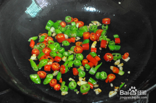 青辣椒炒玉米怎么做呢？