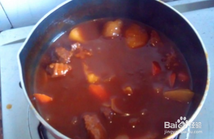 美味营养的土豆炖牛肉