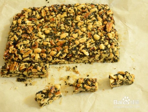 黑芝麻碧根果花生糖