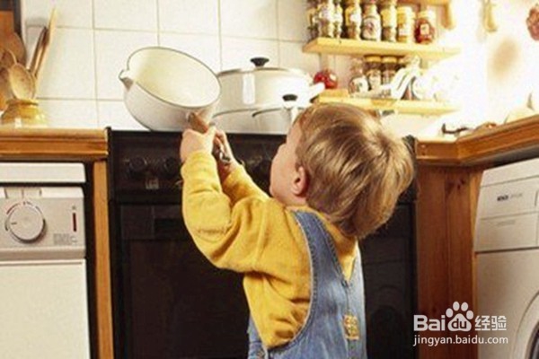 孩子受伤后怎样处理？