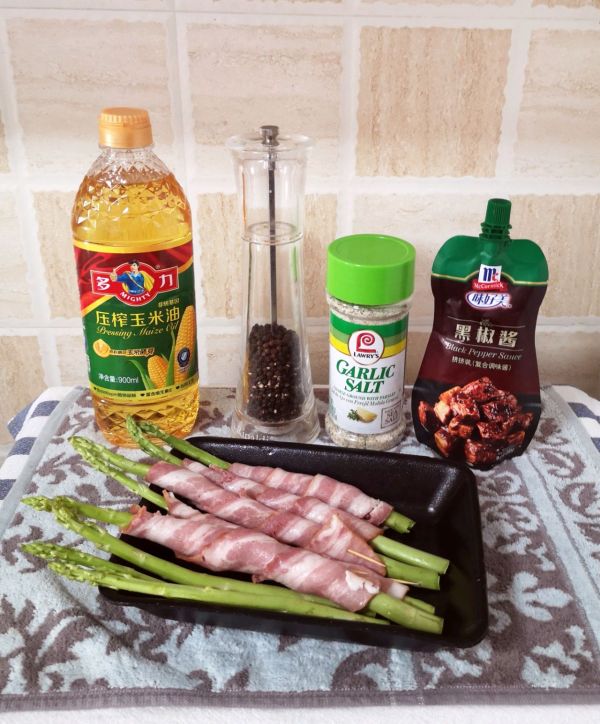 香煎培根芦笋卷