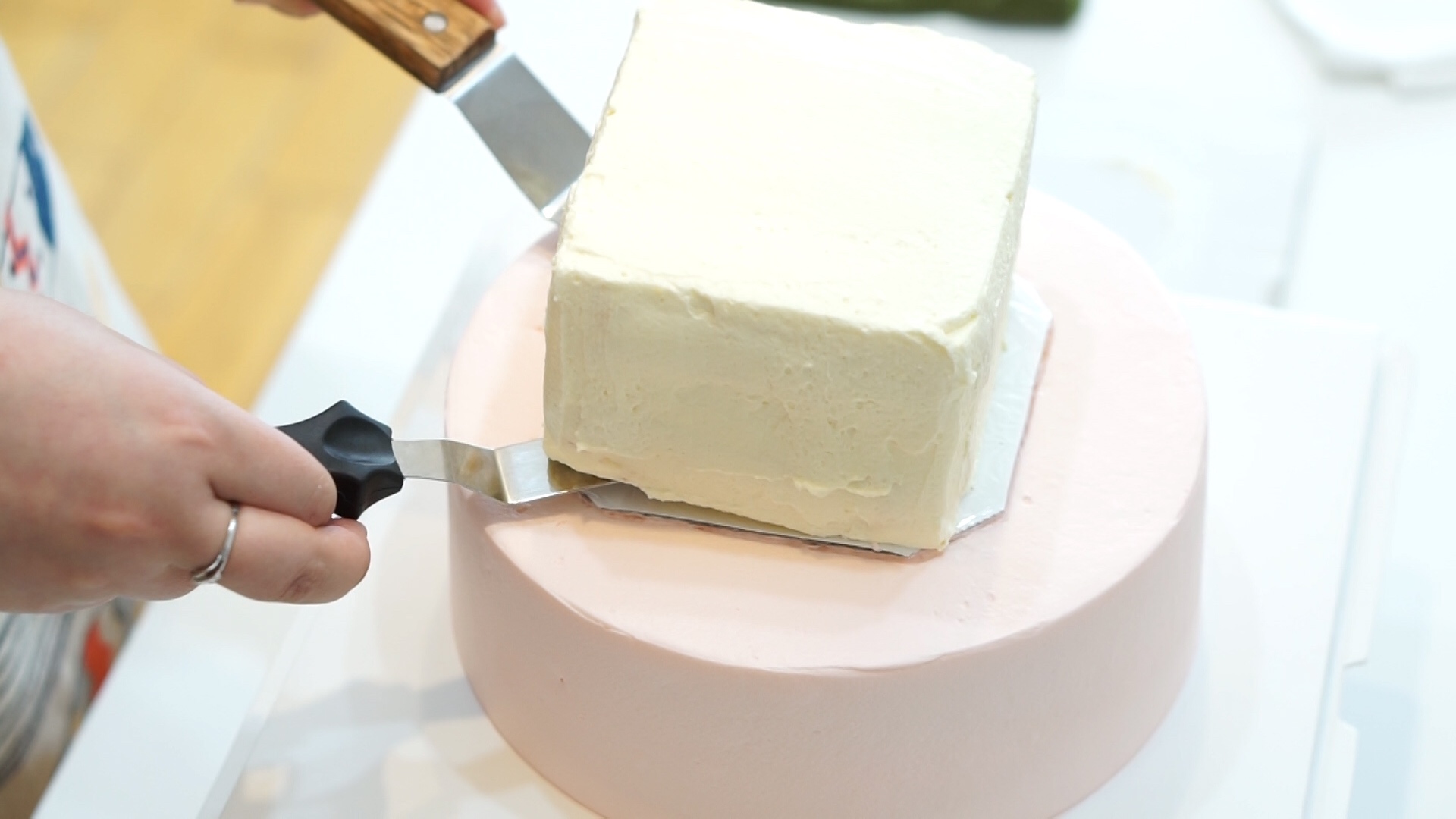 韩式裱花花篮蛋糕这样做才美味