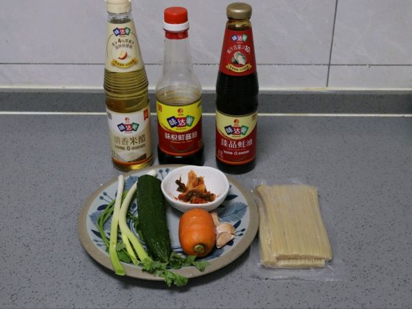 东北麻酱拌冷面