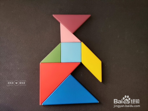 儿童益智七巧板 如何用七巧板拼一头熊(3)