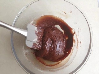 黑巧克力雪球怎么做