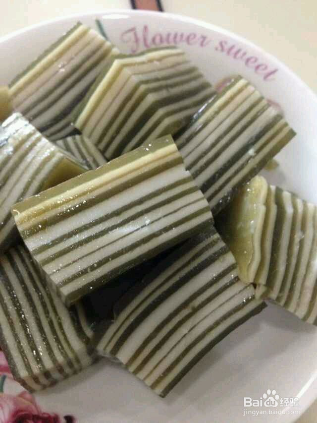 绿茶椰汁马碲糕的做法