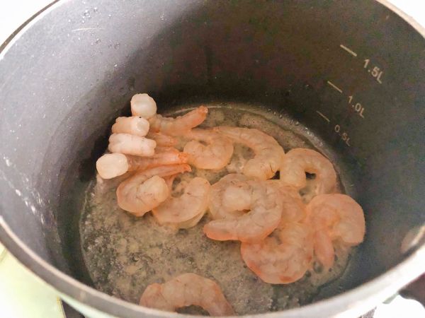 咸蛋黄南瓜虾仁意面