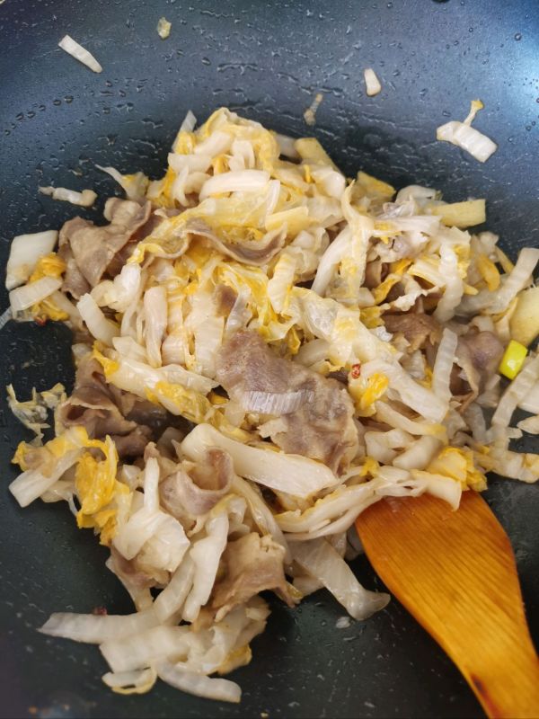 肥牛酸菜炖粉条