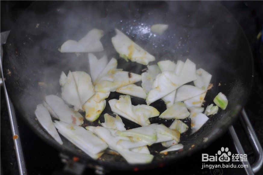 鲜香辣菜头炒肉片