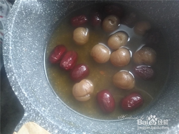 美味营养的红枣桂圆酒酿姜汤