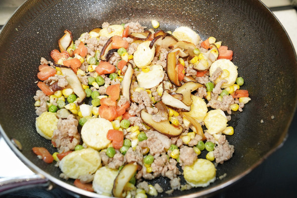 香菇彩蔬鲜肉日本豆腐