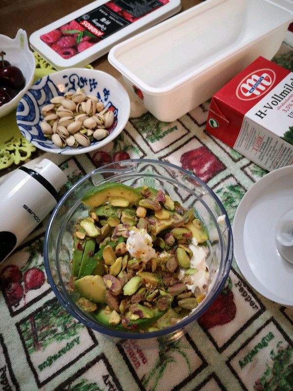 开心果鳄梨冰淇淋