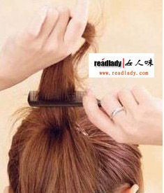 怎样DIY发型打造独一无二的时尚个性