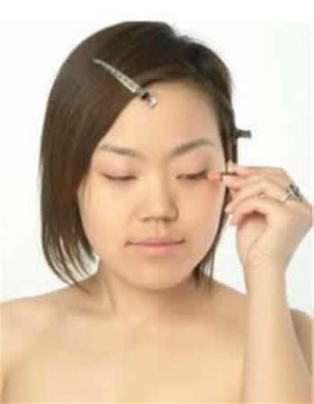 教你如何画眼妆的技巧