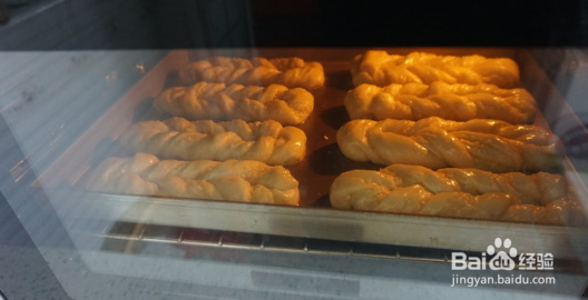 如何制作椰蓉面包条
