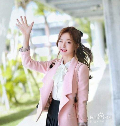 摄影怎么拍女生拍出来干净利落的效果？