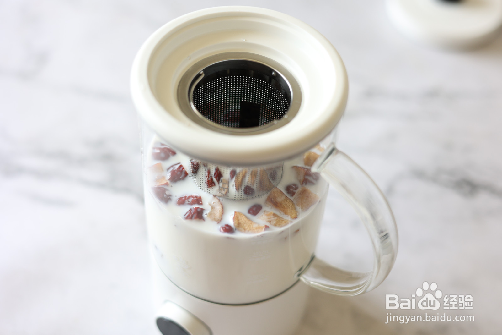 无糖红枣桂圆奶茶的做法