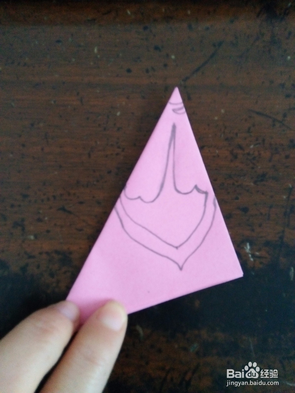 如何用纸来剪太阳花