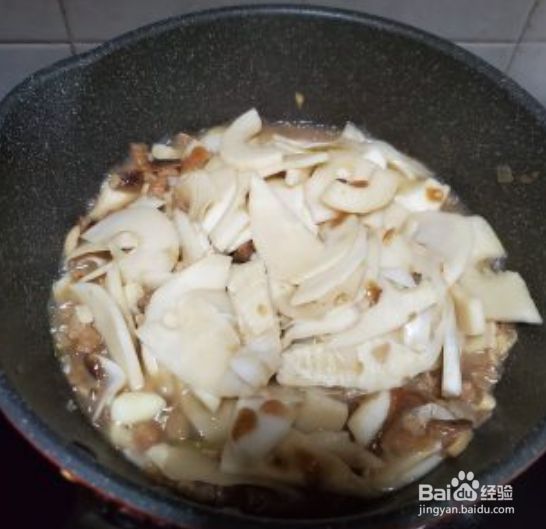 香菇肉酱焖竹笋制作方法