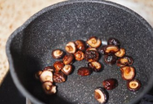 香菇腊肠饭的做法步骤