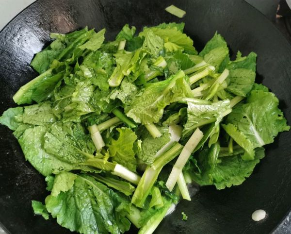 油渣粉皮小白菜