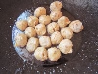 开味提神的糖醋香菇丸