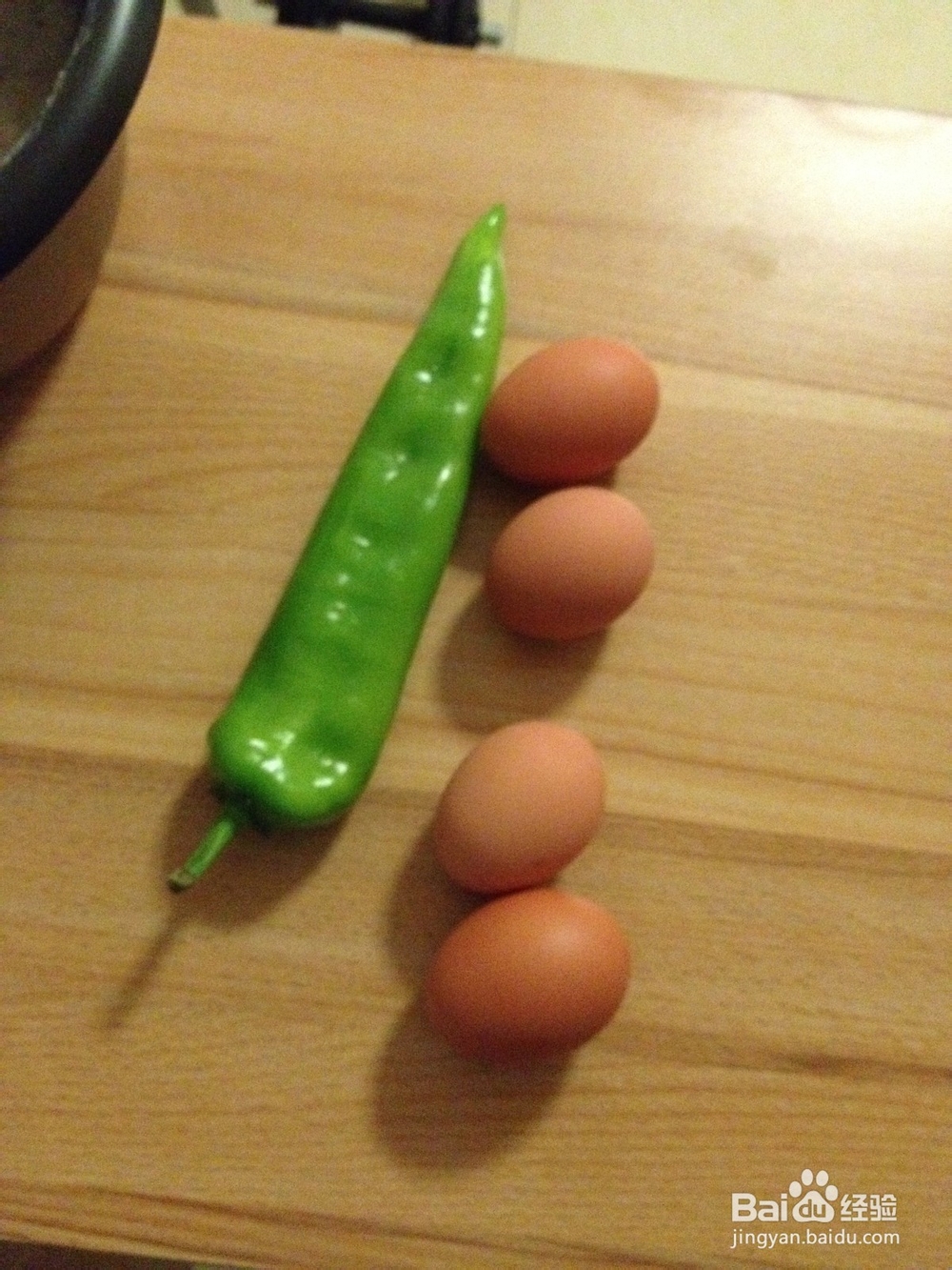 懒人饭：青椒鸡蛋炒米饭