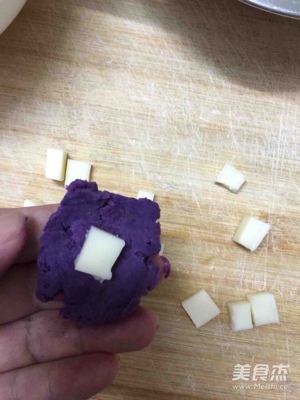 红薯芝麻球的做法